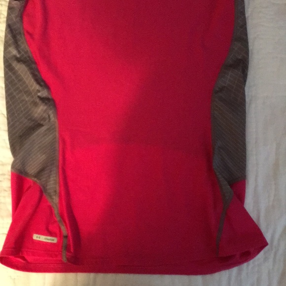 Top - Picture 2 of 6